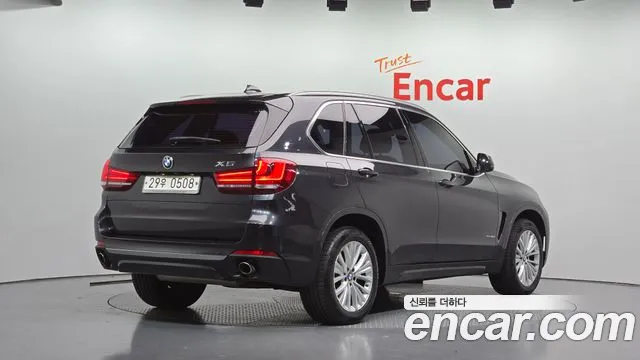 BMW X5 2016 thumb 2