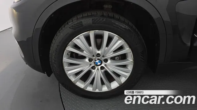 BMW X5 2016 thumb 5