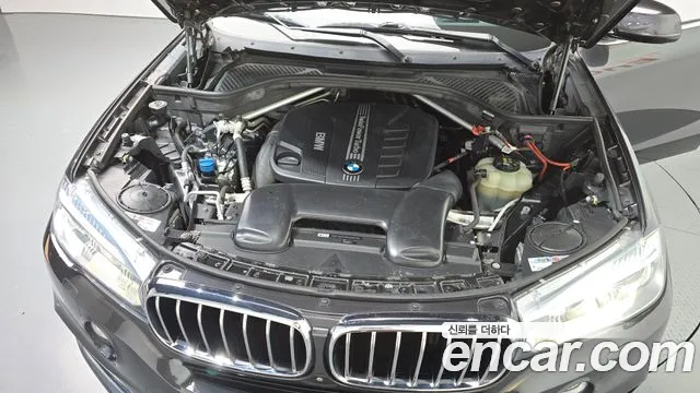 BMW X5 2016 thumb 6