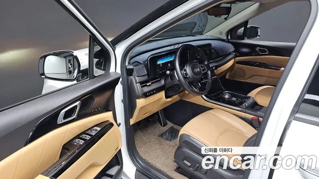 Kia Carnival 2021 thumb 12