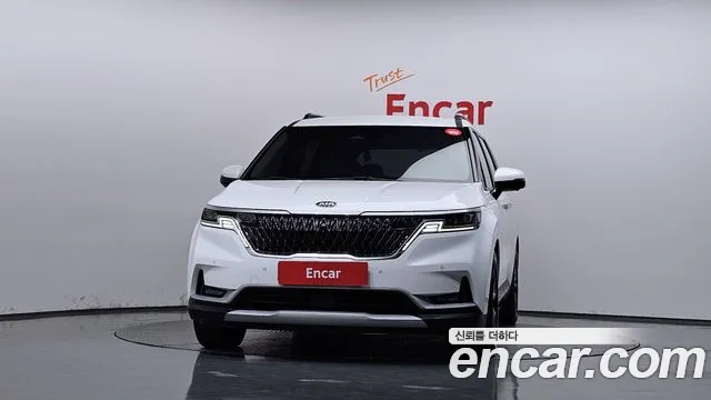 Kia Carnival 2021 thumb 3