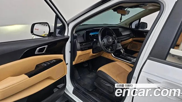 Kia Carnival 2021 thumb 10