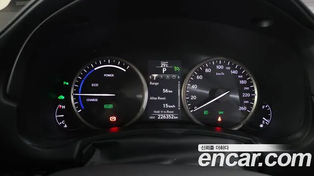 Lexus NX 2016 thumb 8