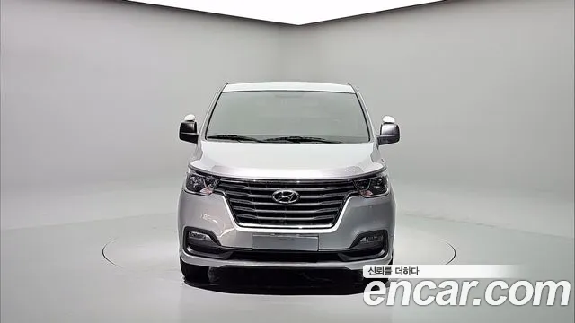 Hyundai Starex 2021 thumb 3