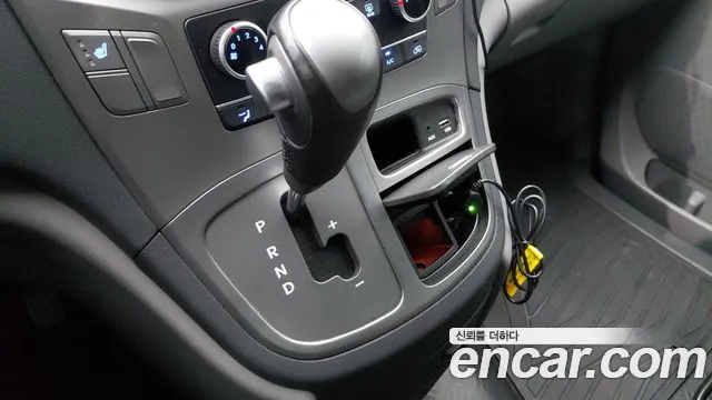 Hyundai Starex 2021 thumb 9