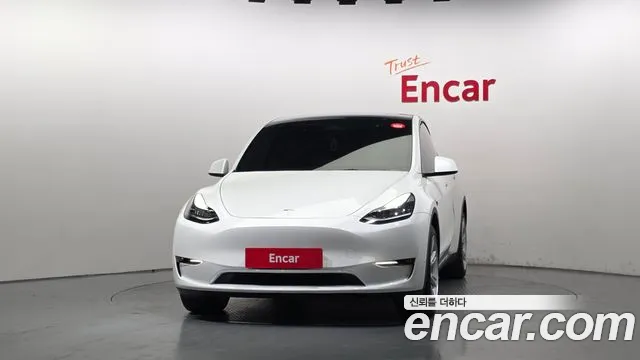 Tesla Model Y 2022 thumb 3