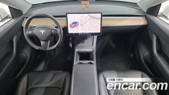 Tesla Model Y 2022 thumb 7