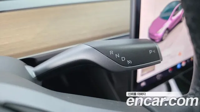 Tesla Model Y 2022 thumb 9