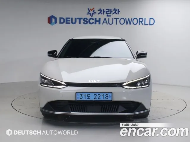 Kia EV6 2022 thumb 3