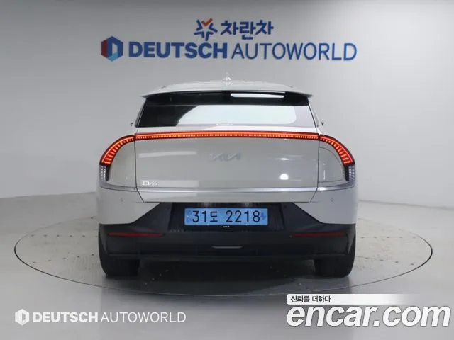 Kia EV6 2022 thumb 4