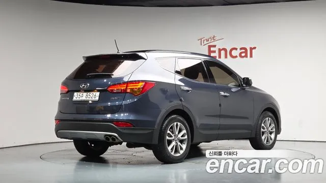Hyundai Santa Fe 2012 thumb 2