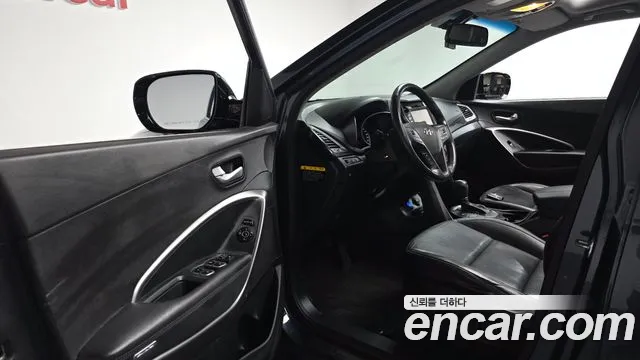 Hyundai Santa Fe 2012 thumb 10