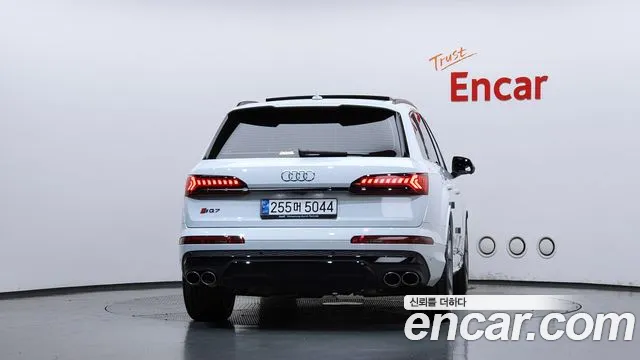 Audi SQ7 2023 thumb 4