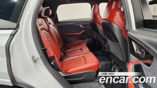Audi SQ7 2023 thumb 11