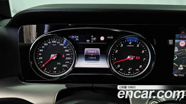 Mercedes-Benz E-Класс 2019 thumb 8