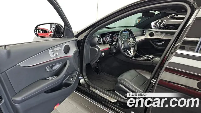 Mercedes-Benz E-Класс 2019 thumb 10
