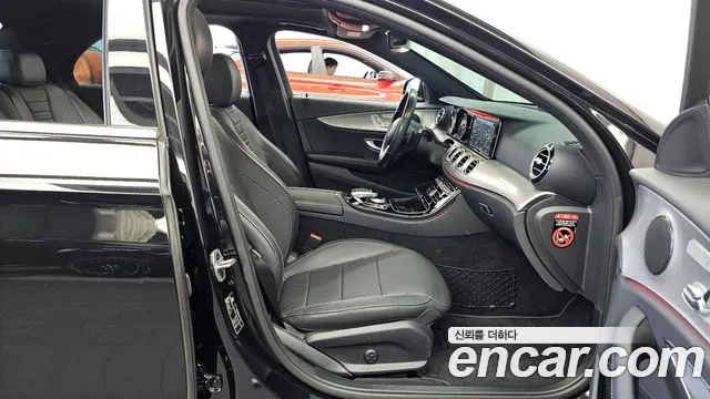 Mercedes-Benz E-Класс 2019 thumb 11
