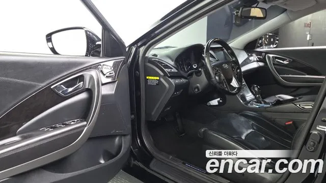 Hyundai Grandeur 2015 thumb 10