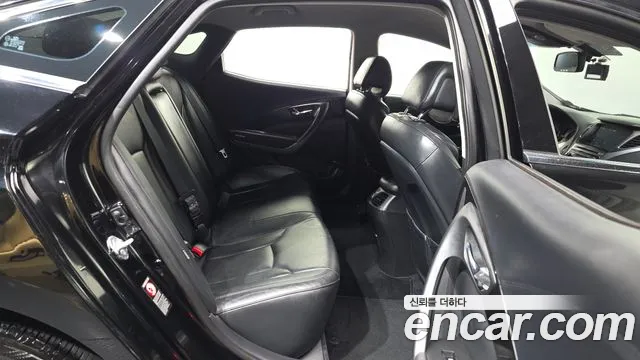 Hyundai Grandeur 2015 thumb 12