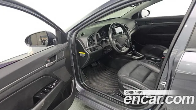 Hyundai Avante 2015 thumb 10