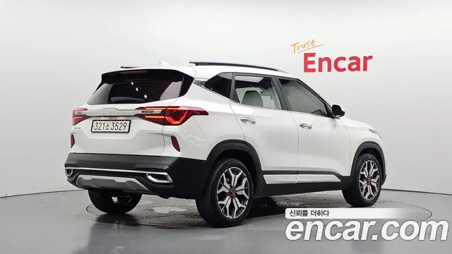 Kia Seltos 2021 thumb 2