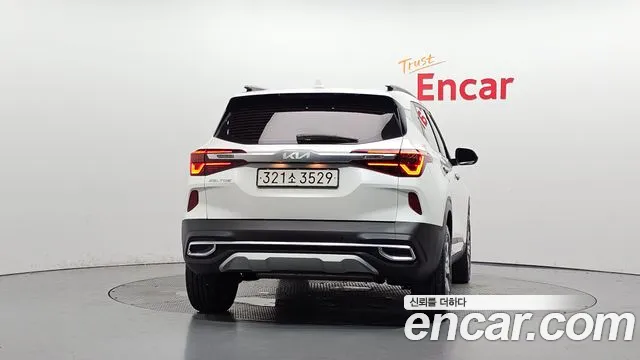 Kia Seltos 2021 thumb 4
