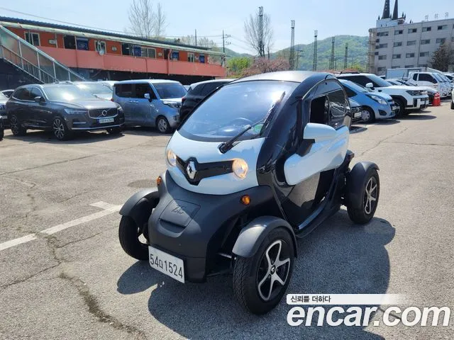 Renault-KoreaSamsung Twizy 2018 thumb 2