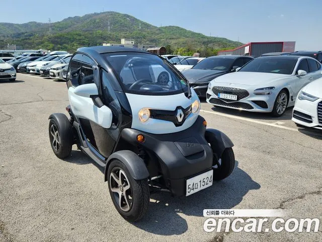 Renault-KoreaSamsung Twizy 2018 thumb 3