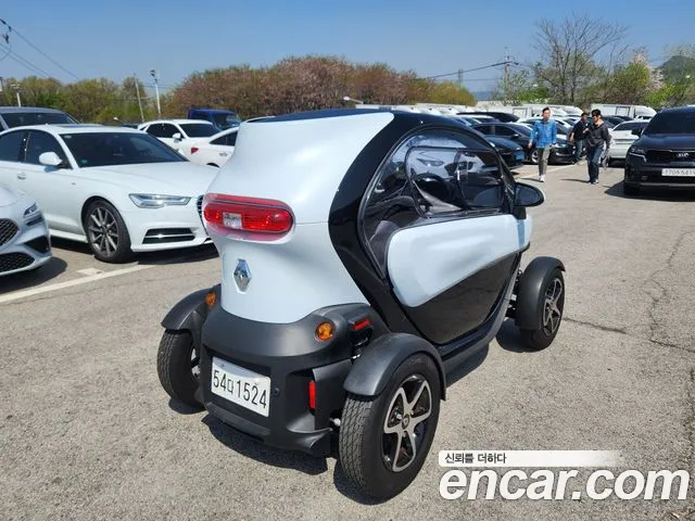 Renault-KoreaSamsung Twizy 2018 thumb 6