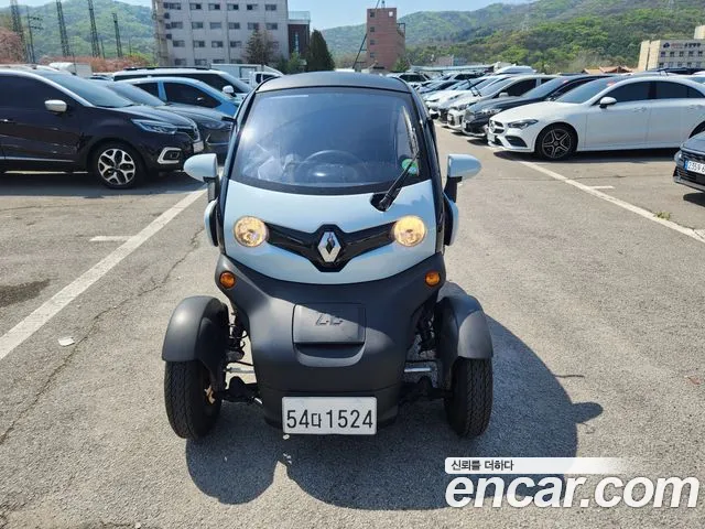 Renault-KoreaSamsung Twizy 2018 thumb 11