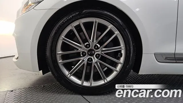 Kia K9 2019 thumb 5