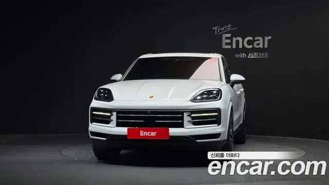 Porsche Cayenne 2023 thumb 3
