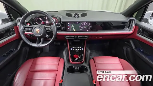 Porsche Cayenne 2023 thumb 7