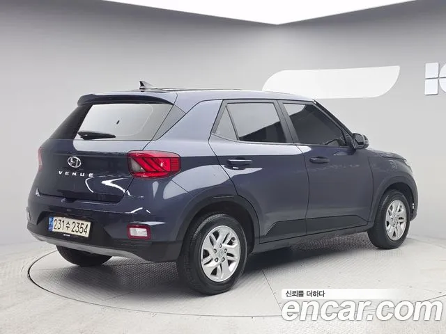 Hyundai Venue 2023 thumb 4
