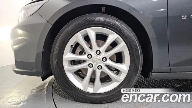 ChevroletGMDaewoo Malibu 2017 thumb 5