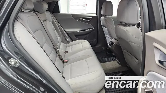 ChevroletGMDaewoo Malibu 2017 thumb 11