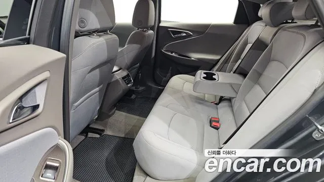 ChevroletGMDaewoo Malibu 2017 thumb 12