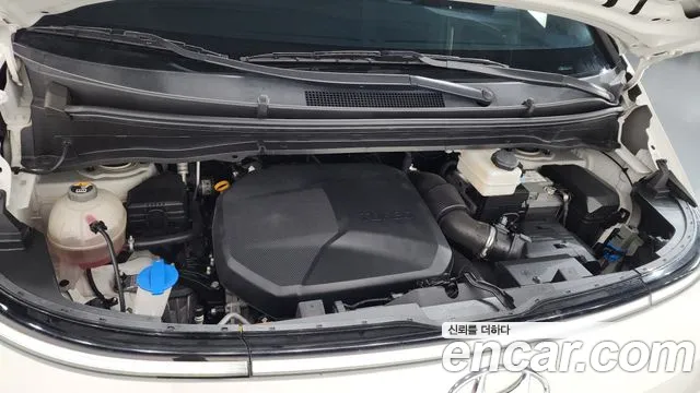 Hyundai Staria 2022 thumb 6