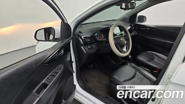 ChevroletGMDaewoo Spark 2015 thumb 10