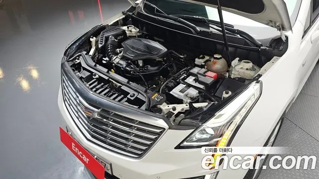 Cadillac XT5 2019 thumb 6