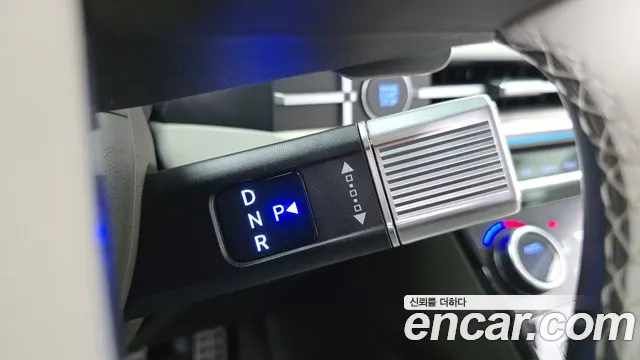 Hyundai Santa Fe 2024 thumb 9