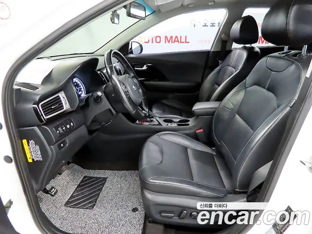 Kia Niro 2017 thumb 6
