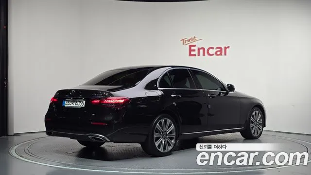 Mercedes-Benz E-Класс 2021 thumb 2