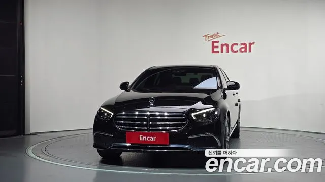Mercedes-Benz E-Класс 2021 thumb 3