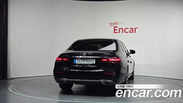 Mercedes-Benz E-Класс 2021 thumb 4