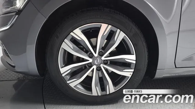 Renault-KoreaSamsung Megane 2020 thumb 5