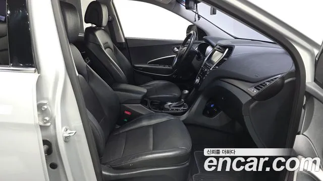 Hyundai Santa Fe 2015 thumb 11