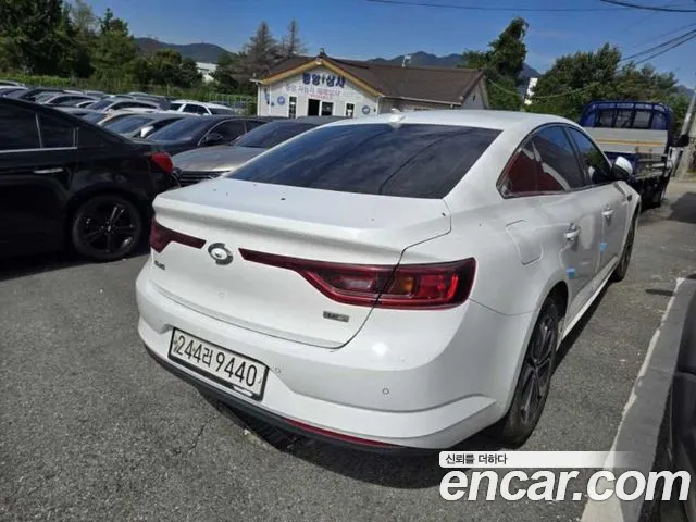 Renault-KoreaSamsung Megane 2019 thumb 6