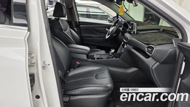 Hyundai Santa Fe 2018 thumb 11