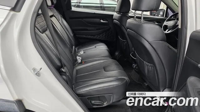 Hyundai Santa Fe 2018 thumb 12